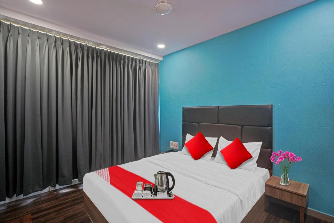 Hotel O Infinity سورات المظهر الخارجي الصورة